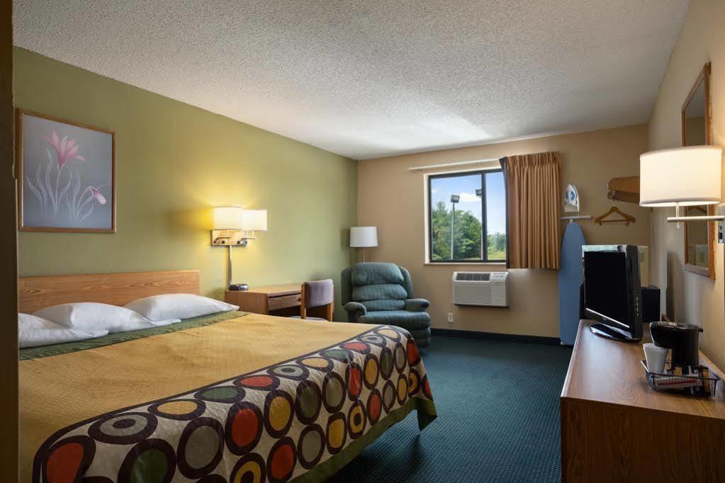 Super 8 By Wyndham Mayfield Exterior foto